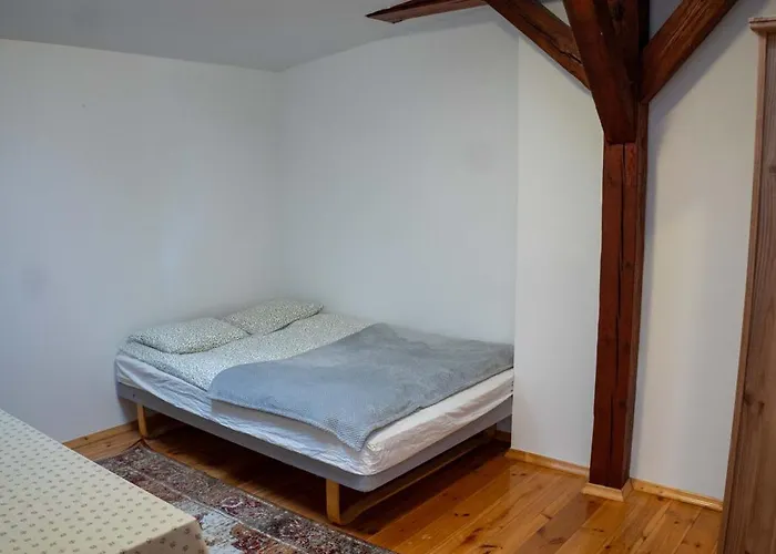 Retro Wooden Touch By Bookinghost שצ'צ'ין