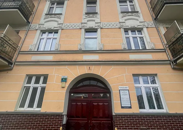 דירה Retro Wooden Touch By Bookinghost