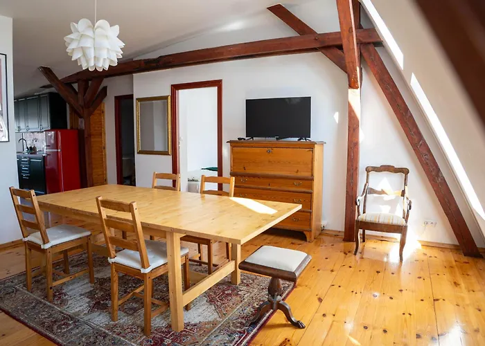 Retro Wooden Touch By Bookinghost דירה *